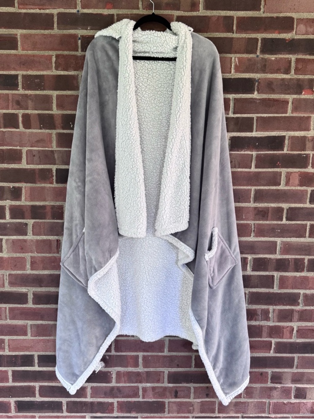 Gray Sherpa Lined Hooded Wearable Blanket Poncho Cozy Throw Wrap One Size